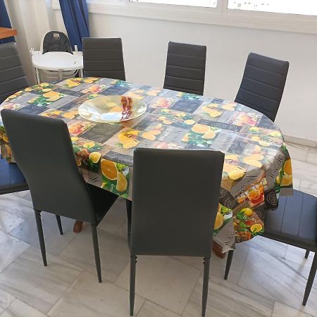 Suites Center Recinto Ferial 푸엔히롤라 외부 사진
