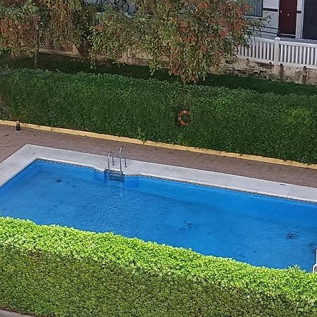 Suites Center Recinto Ferial 푸엔히롤라 외부 사진