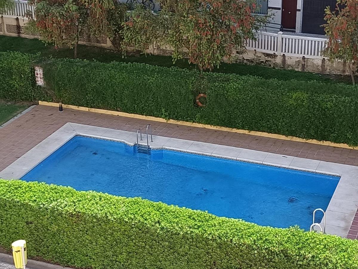 Suites Center Recinto Ferial 푸엔히롤라 외부 사진