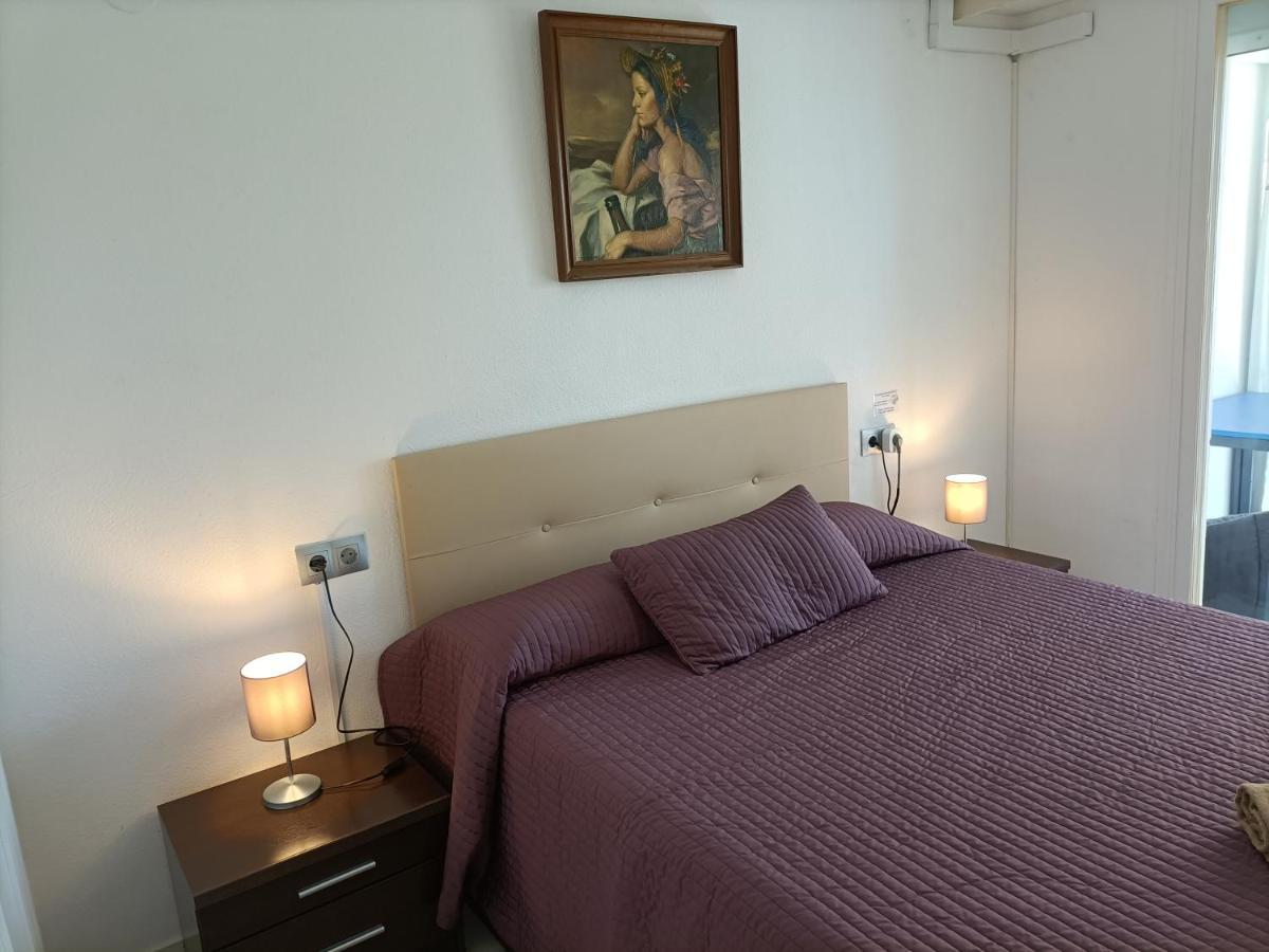 Suites Center Recinto Ferial 푸엔히롤라 외부 사진