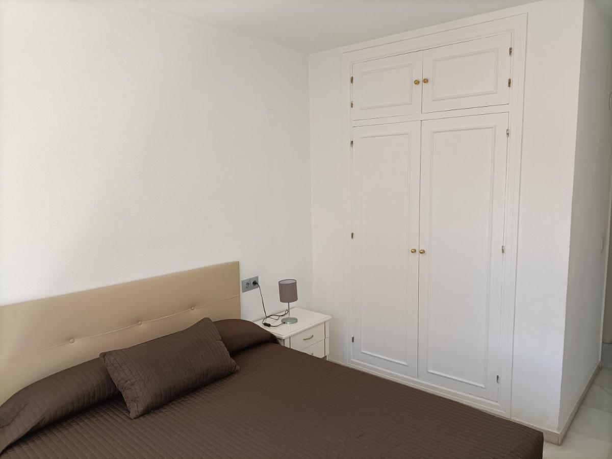 Suites Center Recinto Ferial 푸엔히롤라 외부 사진