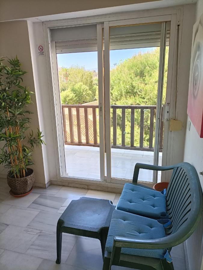 Suites Center Recinto Ferial 푸엔히롤라 외부 사진