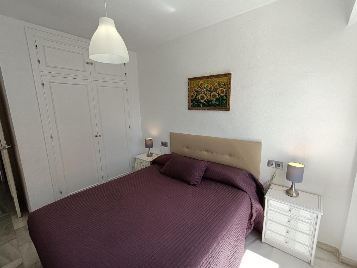 Suites Center Recinto Ferial 푸엔히롤라 외부 사진